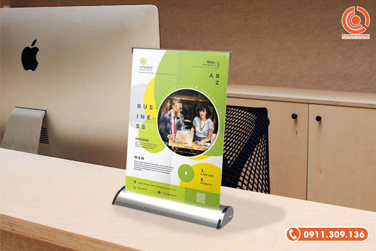 Standee để bàn là gì?