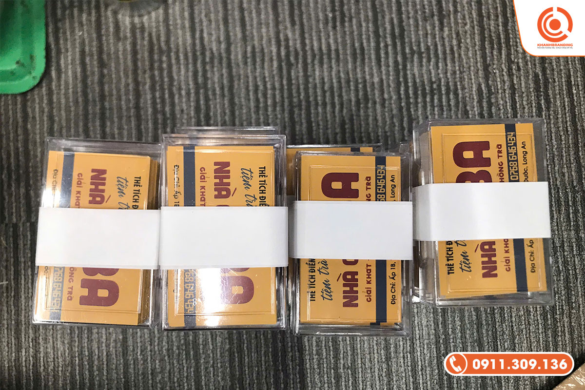 1 hộp namecard có bao nhiêu cái?